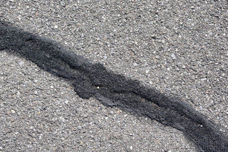 Asphalt Crack Sealing